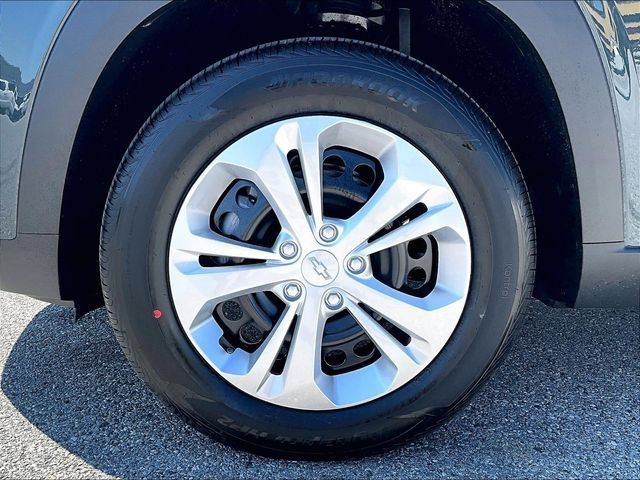 New 2026 Chevrolet Trax LS FWD image 7