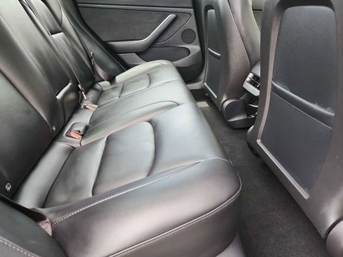 Used 2023 Tesla Model 3 Standard Range RWD image 17