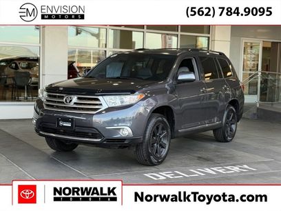 Used 2012 Toyota Highlander SE w/ Tow Pkg