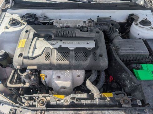 Used 2002 Hyundai Elantra GLS FWD image 15