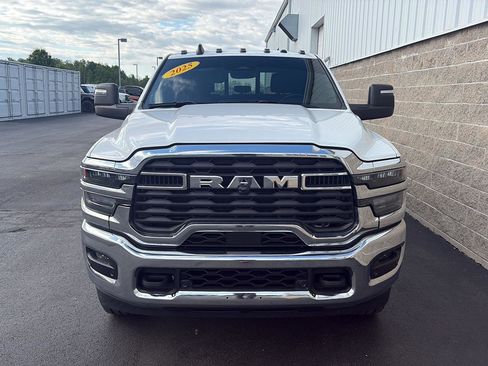 Used 2025 RAM 2500 Tradesman AWD/4WD image 37