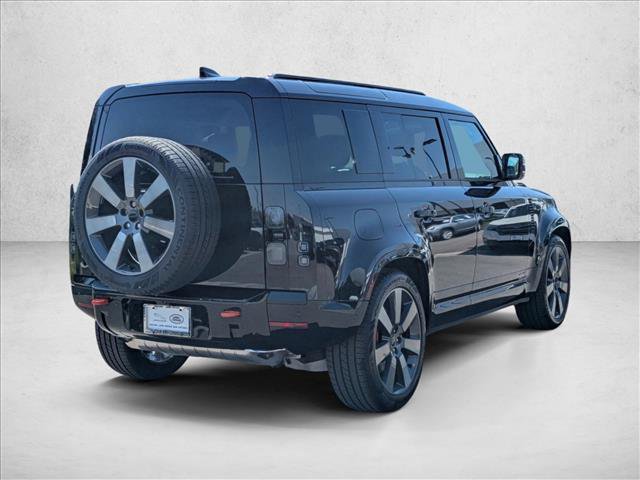 Certified 2026 Land Rover Defender 110 X AWD/4WD image 5