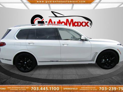 Used 2024 BMW X7 xDrive40i w/ Premium Package image 4