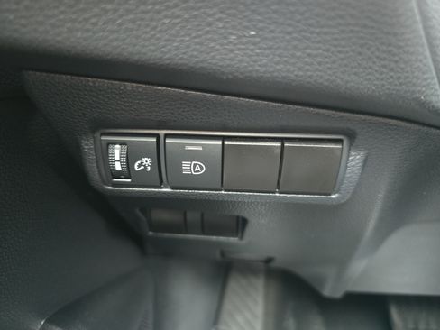 Used 2024 Toyota Corolla Cross LE w/ Moonroof Package FWD image 24