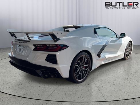 Used 2024 Chevrolet Corvette Stingray Preferred Conv w/ Z51 Performance Package RWD image 4