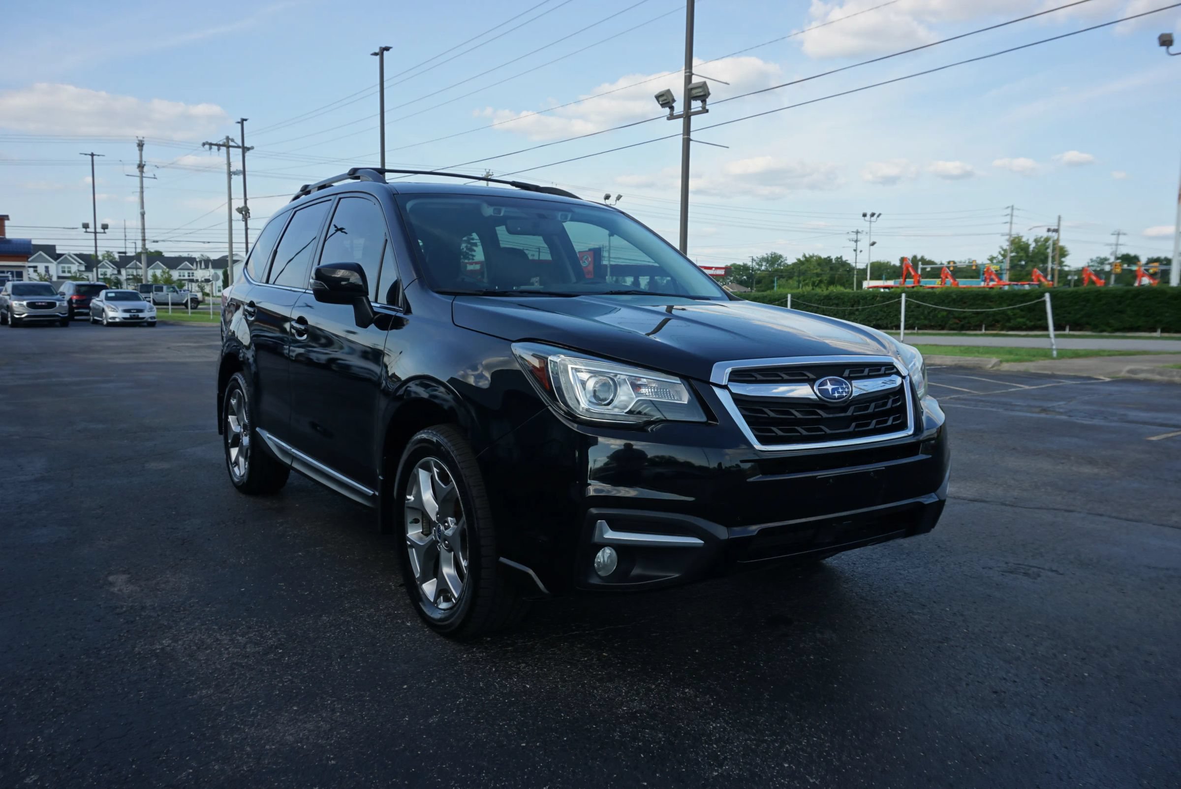 Used 2017 Subaru Forester 2.5i Touring AWD/4WD image 3