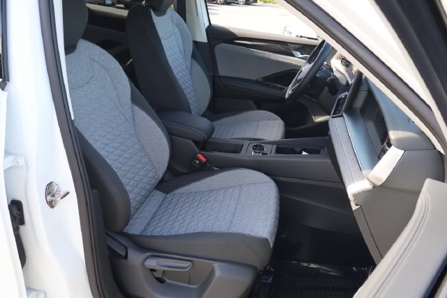 Used 2026 Volkswagen Tiguan S FWD image 20
