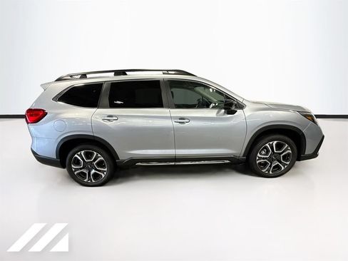 New 2026 Subaru Ascent Limited AWD/4WD image 4