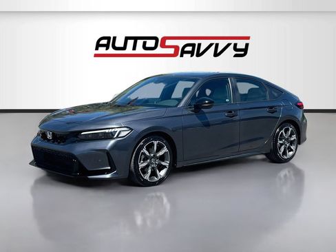Used 2025 Honda Civic Sport Touring image 3