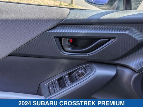 Used 2024 Subaru Crosstrek 2.0i Premium image 13