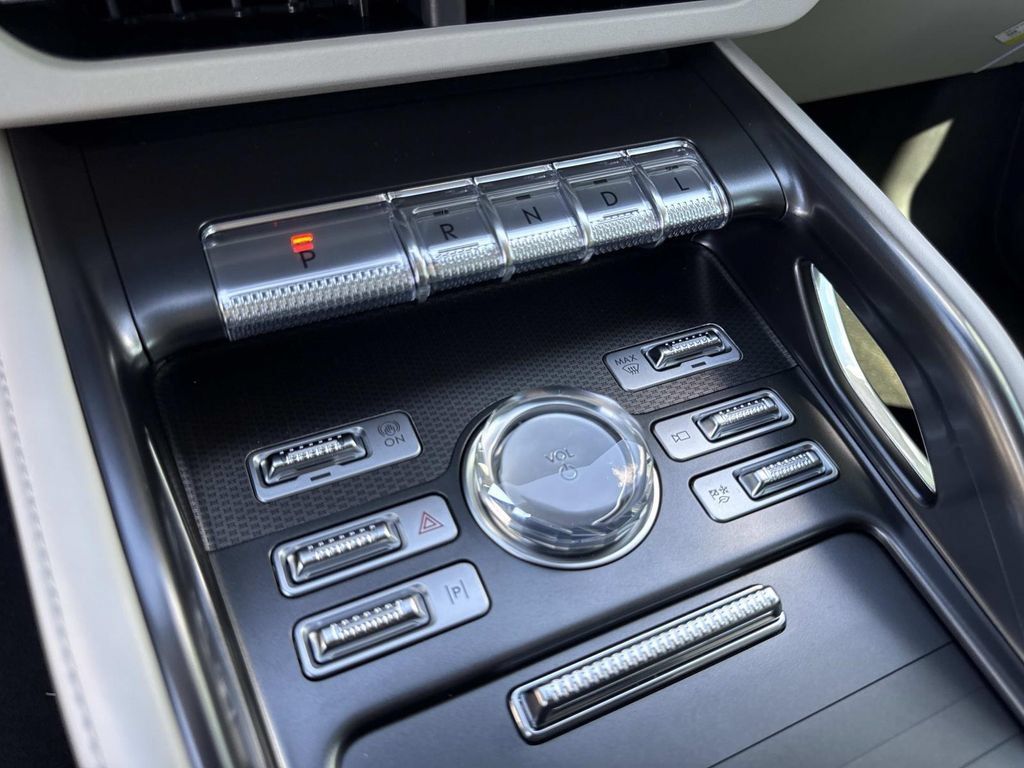 New 2026 Lincoln Nautilus Premier w/ Equipment Group 102A AWD/4WD image 29