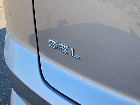 New 2026 Volkswagen Atlas Cross Sport SEL Premium R-Line image 5