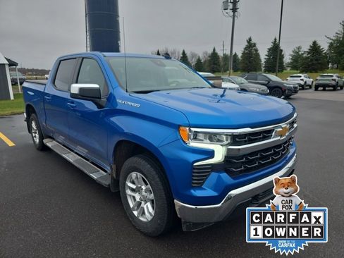 Used 2024 Chevrolet Silverado 1500 LT w/ Protection Package image 2