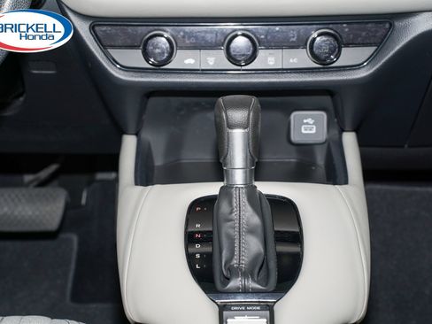 Certified 2024 Honda HR-V LX image 23