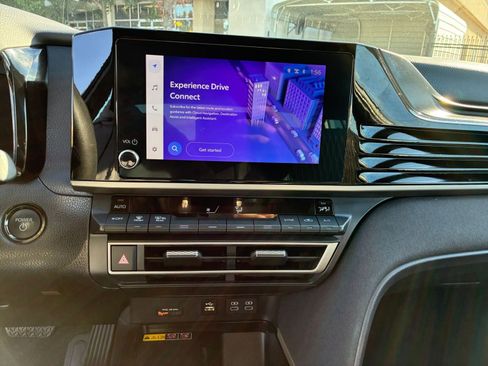 Used 2025 Toyota Camry LE image 18