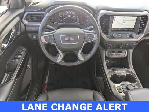 Used 2022 GMC Acadia AT4 w/ Technology Package image 10