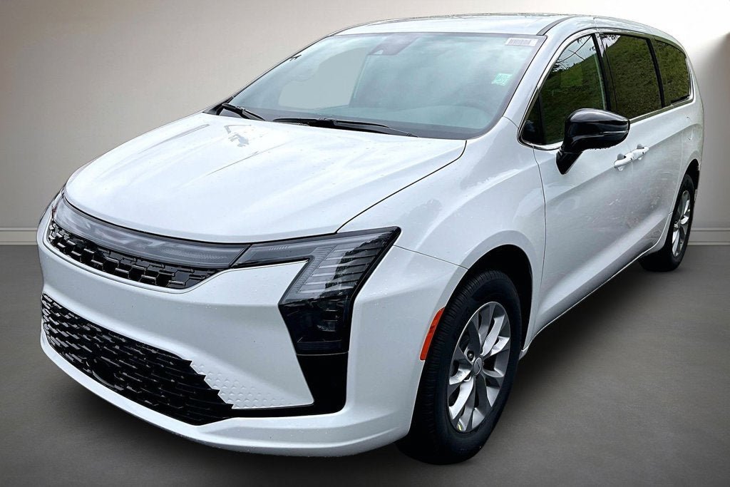 New 2027 Chrysler Pacifica Select AWD/4WD image 2