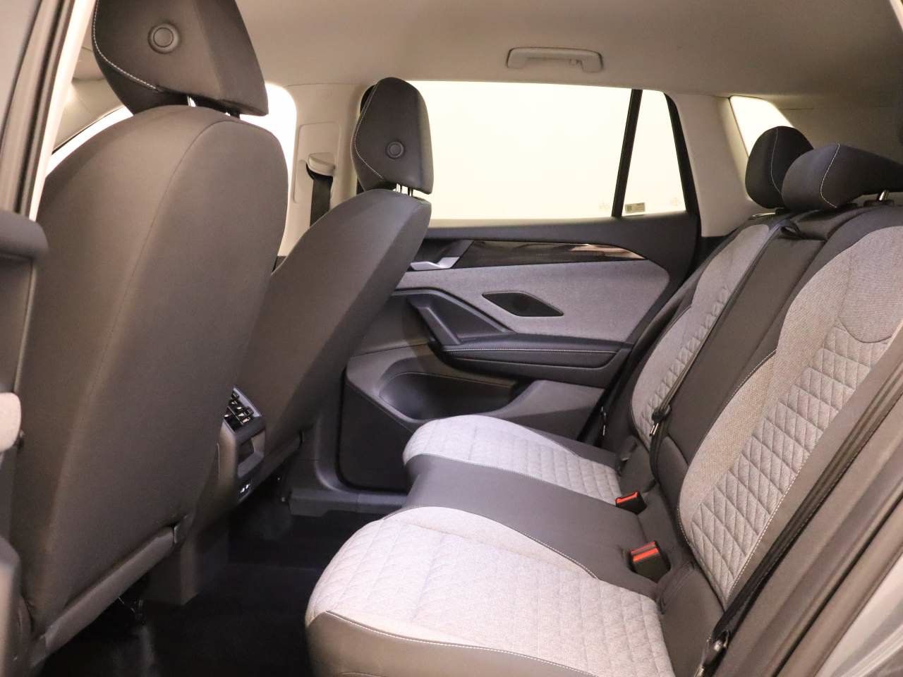 Certified 2026 Volkswagen Tiguan S FWD image 18