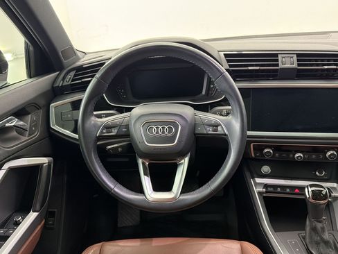 Used 2020 Audi Q3 2.0T Premium w/ Convenience Package AWD/4WD image 27