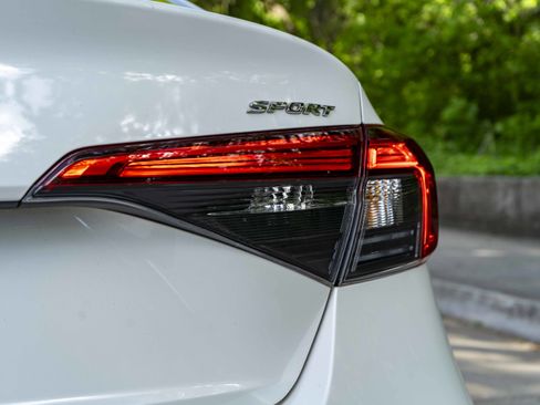 Used 2024 Honda Civic Sport image 13