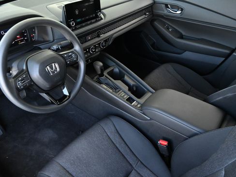 Used 2024 Honda Accord EX image 14