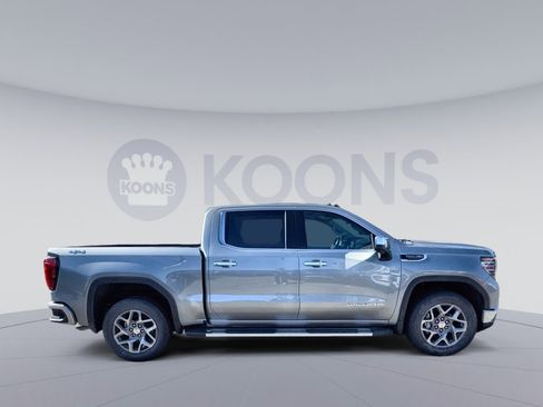 New 2026 GMC Sierra 1500 SLT w/ SLT Premium Package image 8