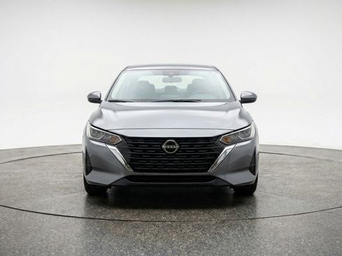 Used 2025 Nissan Sentra S FWD image 2