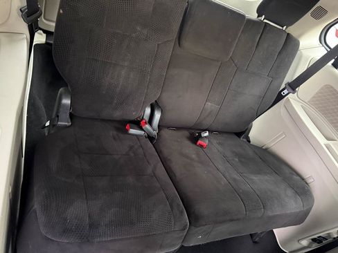 Used 2014 Dodge Grand Caravan SXT FWD image 20