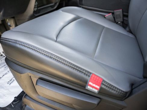 New 2026 RAM 2500 Tradesman w/ Chrome Appearance Group image 36