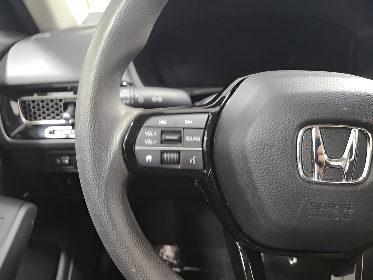 Used 2025 Honda Civic LX image 22