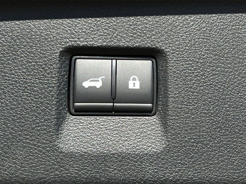 New 2026 INFINITI QX60 Sport image 24