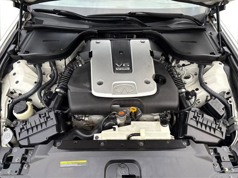Used 2014 INFINITI Q60 Journey w/ Premium Package image 11