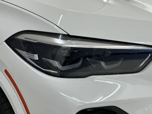 Used 2023 BMW X5 xDrive40i w/ M Sport Package AWD/4WD image 10