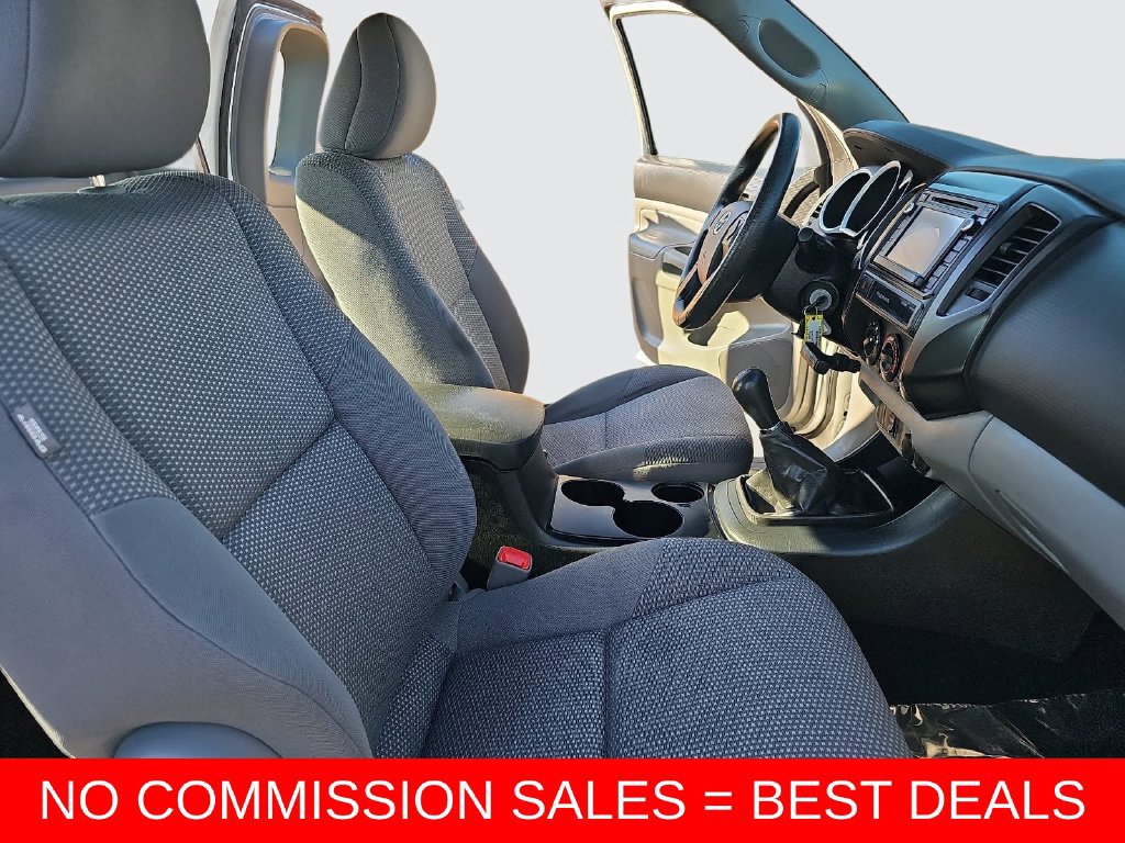 Used 2015 Toyota Tacoma 2WD Access Cab image 10