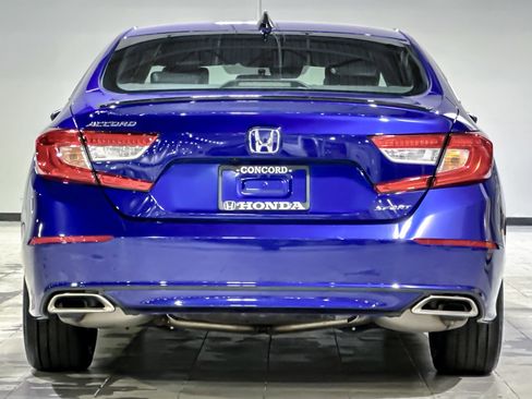 Used 2022 Honda Accord Sport image 9