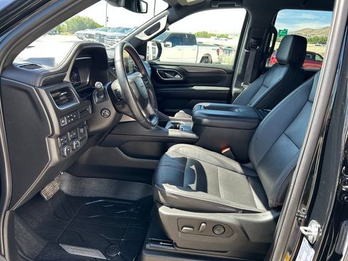 Used 2024 Chevrolet Tahoe RST w/ Luxury Package AWD/4WD image 9