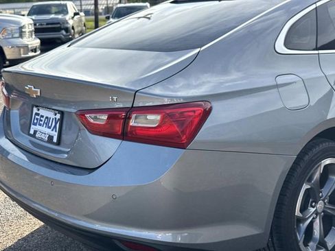 Used 2024 Chevrolet Malibu LT FWD image 12