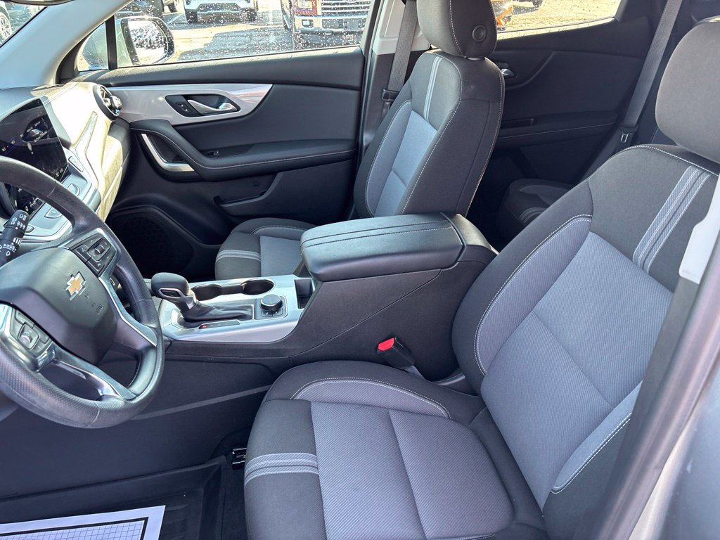Used 2024 Chevrolet Blazer LT w/ Convenience Package FWD image 25