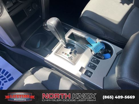 Used 2022 Toyota 4Runner SR5 Premium w/ Moonroof Package AWD/4WD image 10