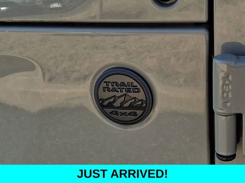 Used 2022 Jeep Wrangler Sport S image 31