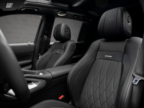 Used 2025 Mercedes-Benz GLS 63 AMG 4MATIC image 70