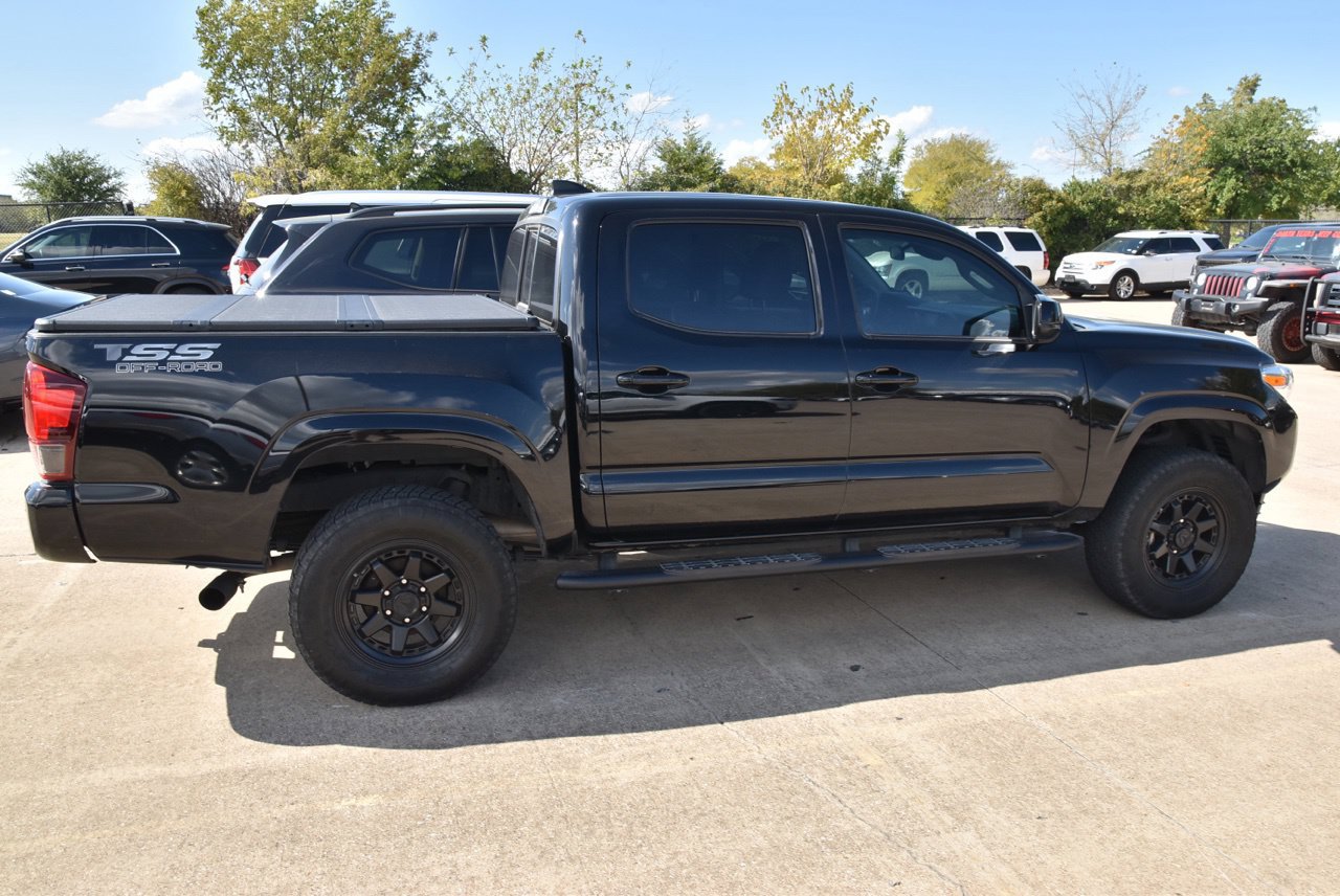 Used 2023 Toyota Tacoma SR AWD/4WD image 5