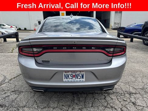 Used 2015 Dodge Charger SXT RWD image 27