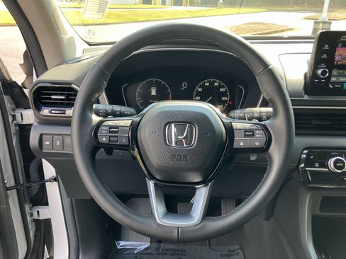 Used 2025 Honda Pilot EX-L image 20