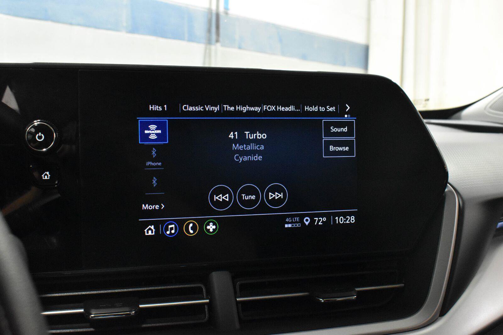 Used 2024 Chevrolet Trax LS FWD image 14