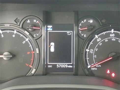 Used 2022 Toyota 4Runner SR5 Premium image 28