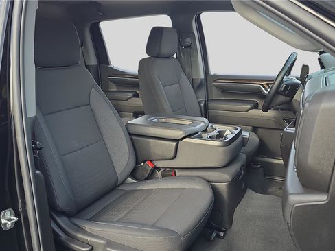 Used 2024 GMC Sierra 1500 Elevation w/ LPO, Elevation Black Package image 26