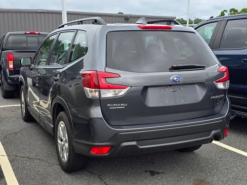 Used 2023 Subaru Forester AWD/4WD image 12