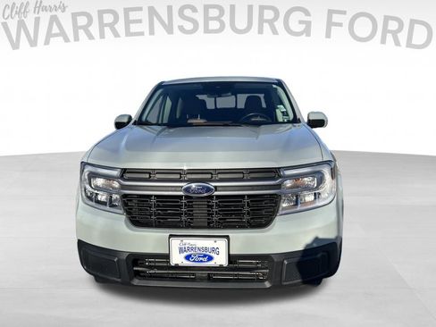 Used 2022 Ford Maverick Lariat image 2