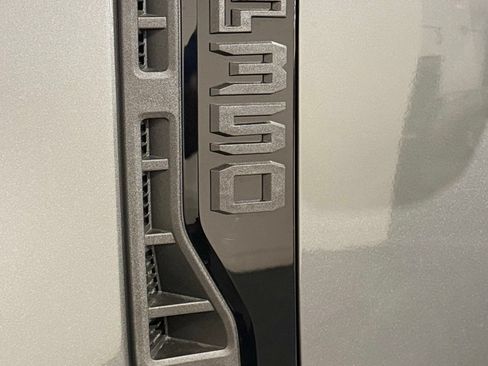 New 2026 Ford F350 XLT w/ XLT Premium Package AWD/4WD image 10